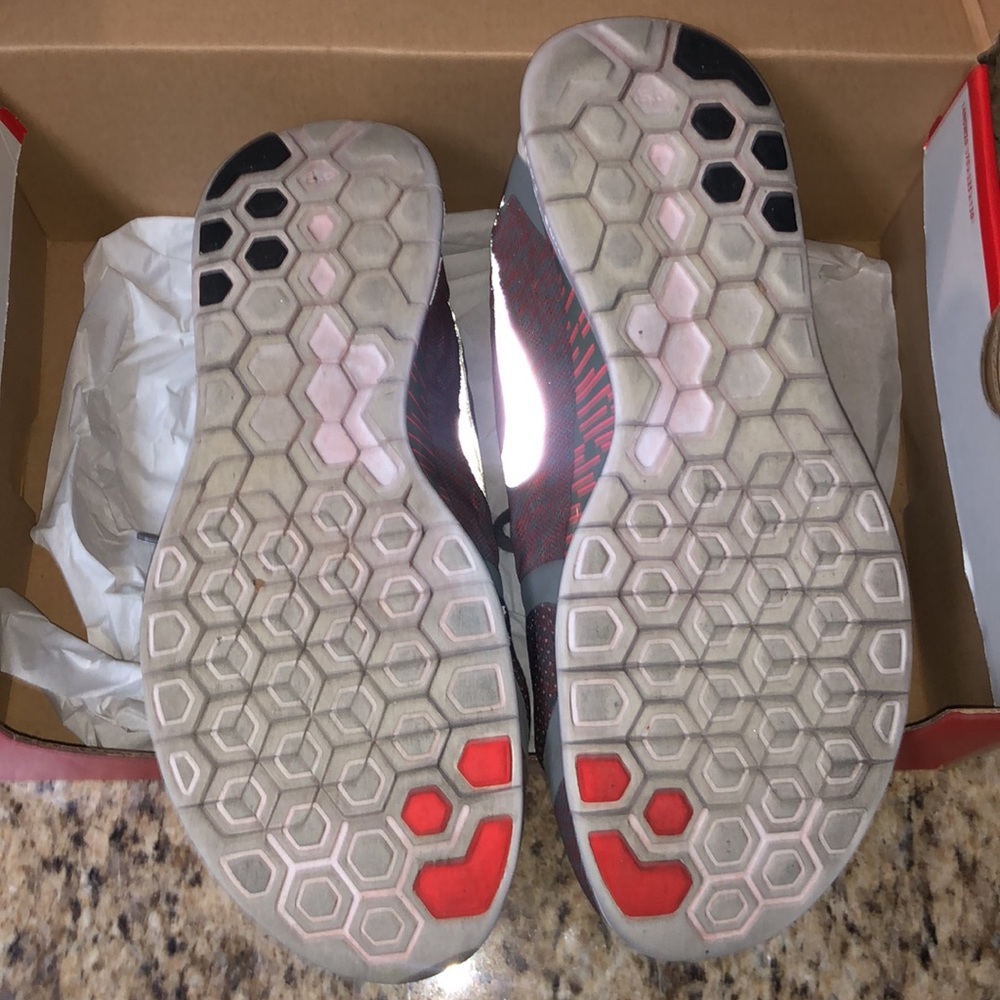 Nike - Picture 6 of 6